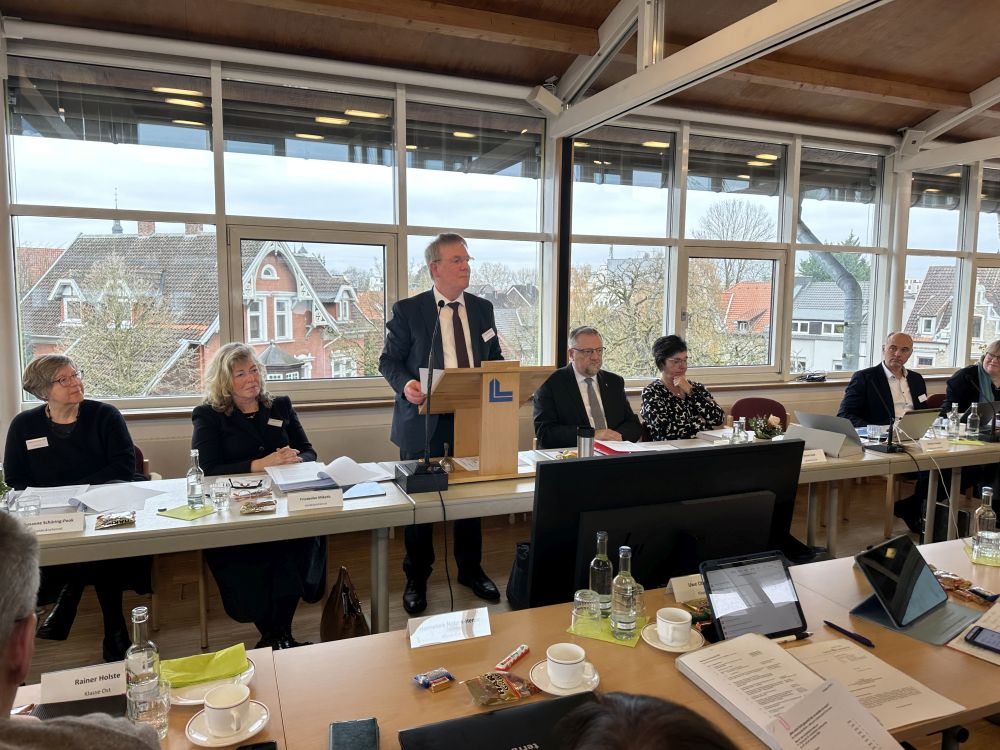 Mitfühlen, Beistehen, Zuhören